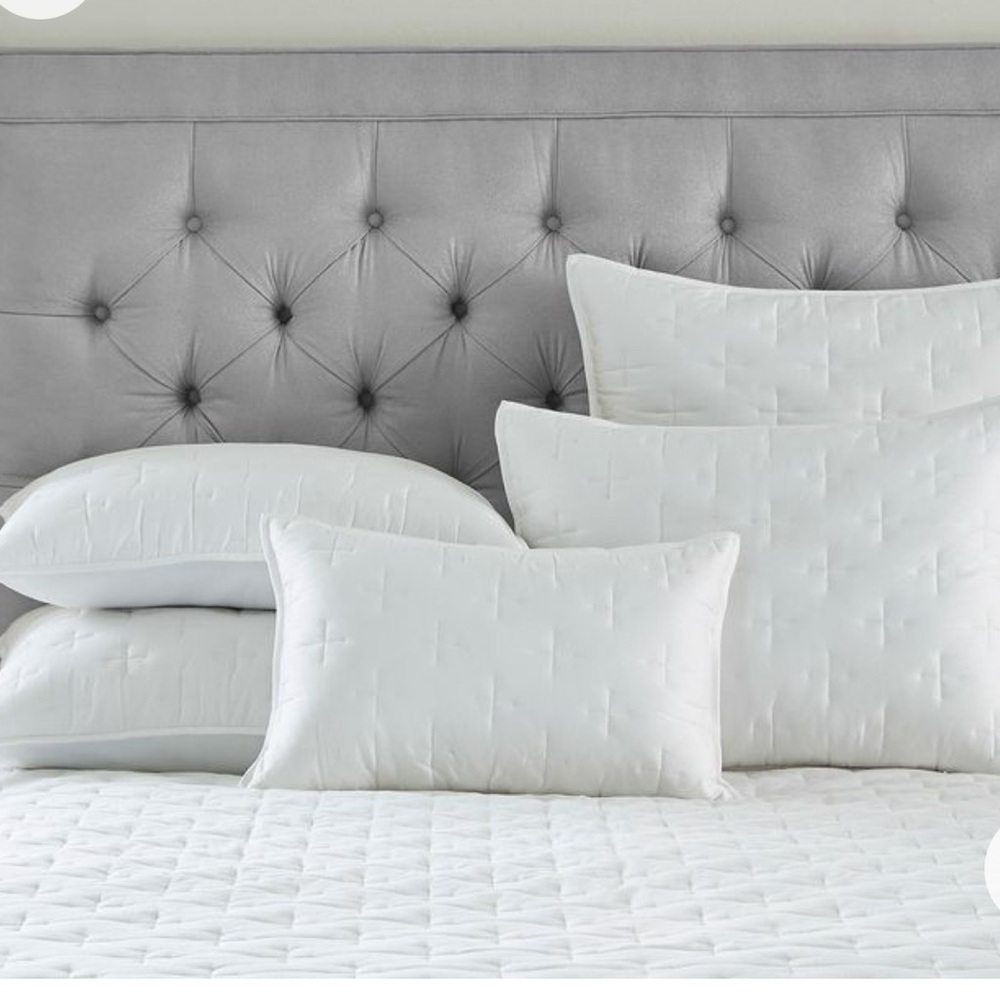 Luxury Hotel Plaza  King Coverlet Mini Set